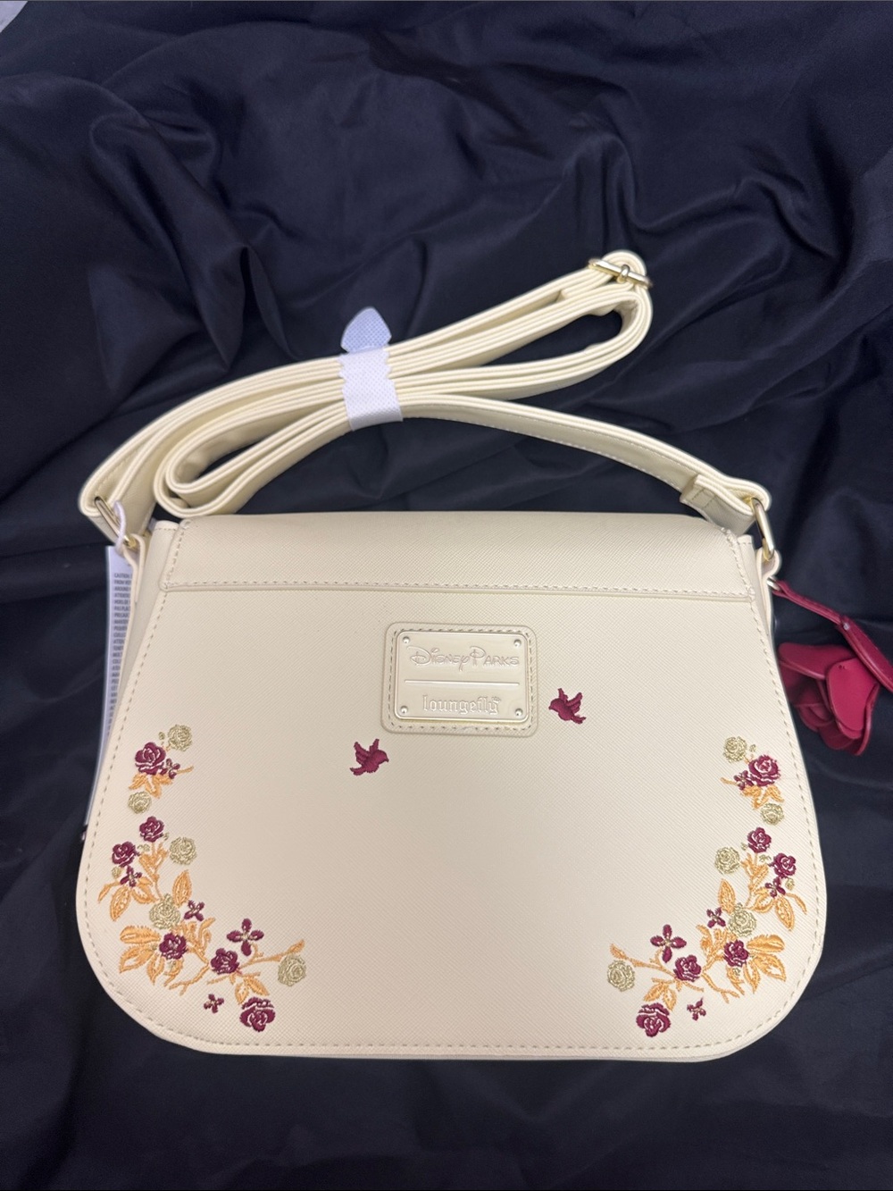 Loungefly Cream Floral Embroidered Crossbody with Rose Charm - Picture 4 of 10
